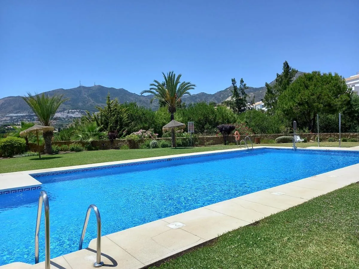 Amplio apartamento en exclusiva urbanizacion Golf Resort Torrequebrada con vista al mar Benalmádena 0*,  España