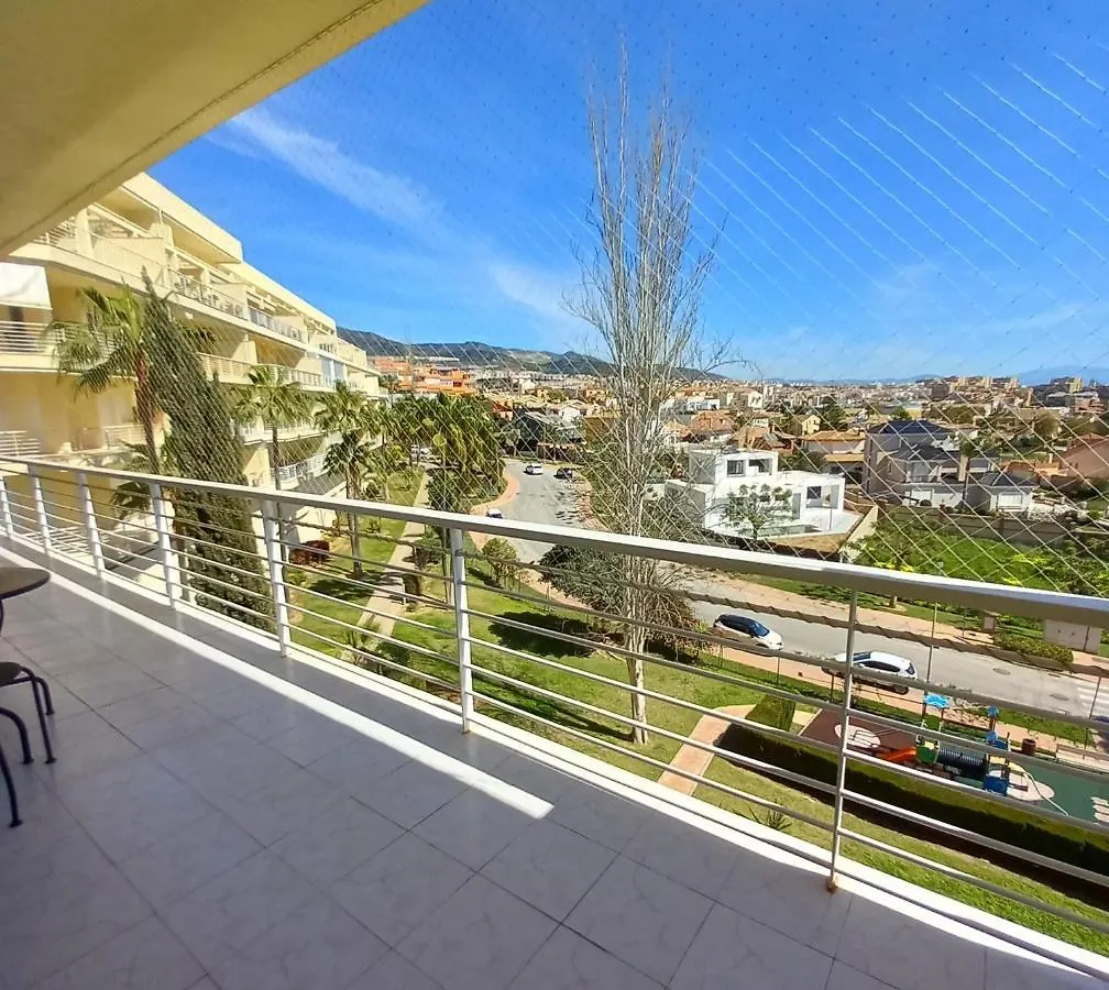 Amplio apartamento en exclusiva urbanizacion Golf Resort Torrequebrada con vista al mar Benalmádena