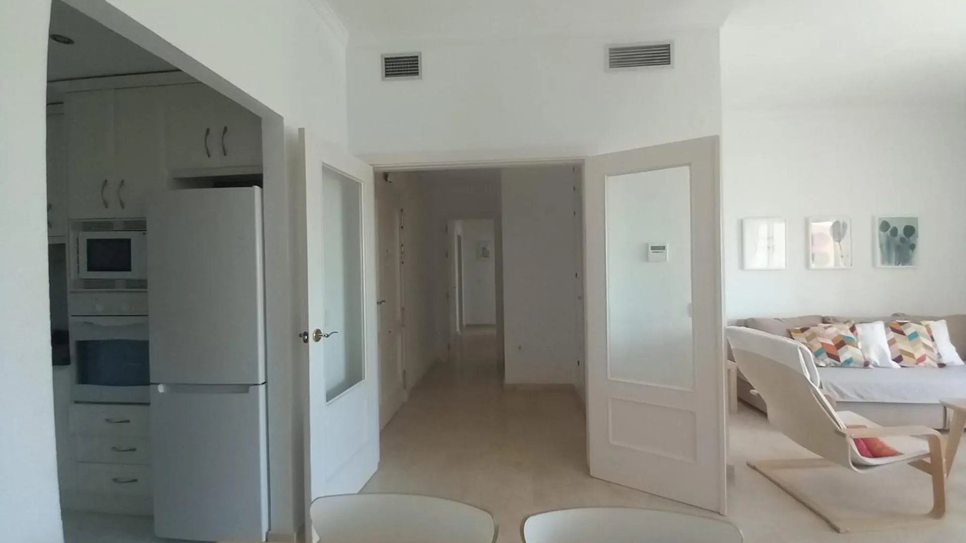 Amplio, Luminoso Y Moderno Apartamento Con Amplia Terraza Y Hermosas Vistas En Exclusiva Urbanizacion Benalmádena Espagne